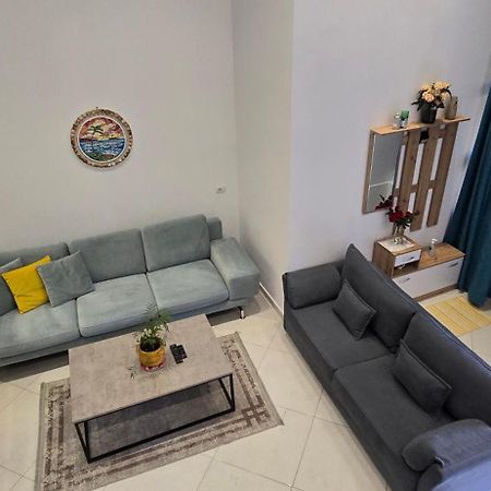 Apartament Me Qera Dublex Lungomare Vlorë Екстериор снимка