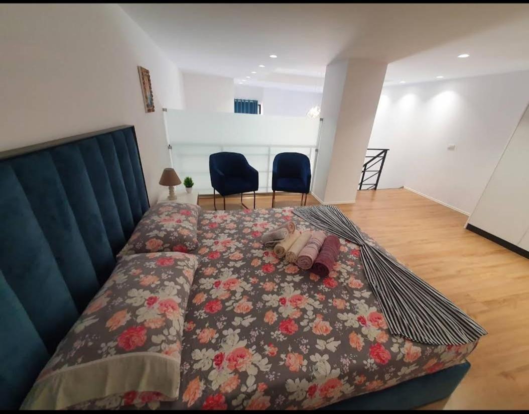 Apartament Me Qera Dublex Lungomare Vlorë Екстериор снимка