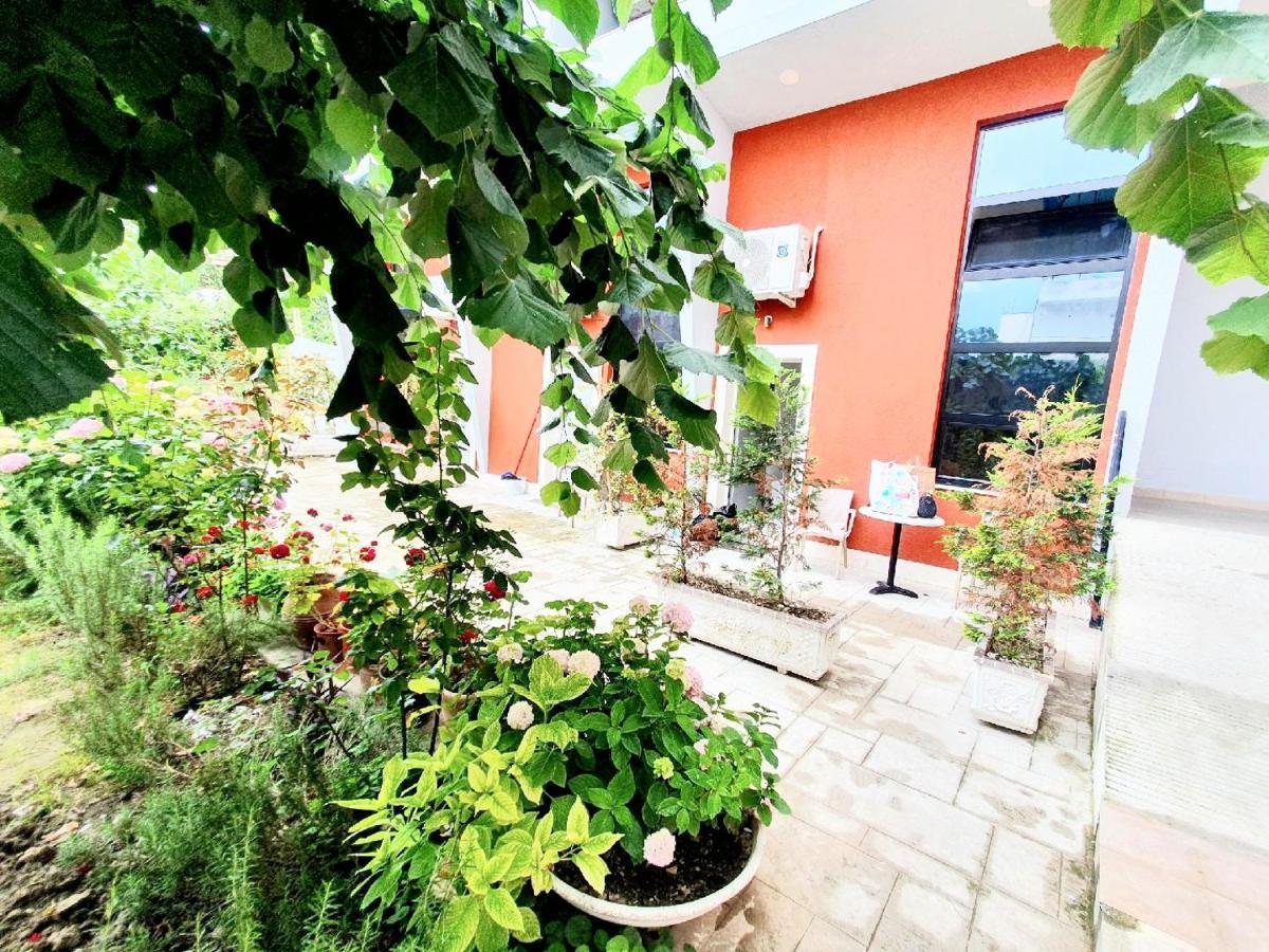 Apartament Me Qera Dublex Lungomare Vlorë Екстериор снимка