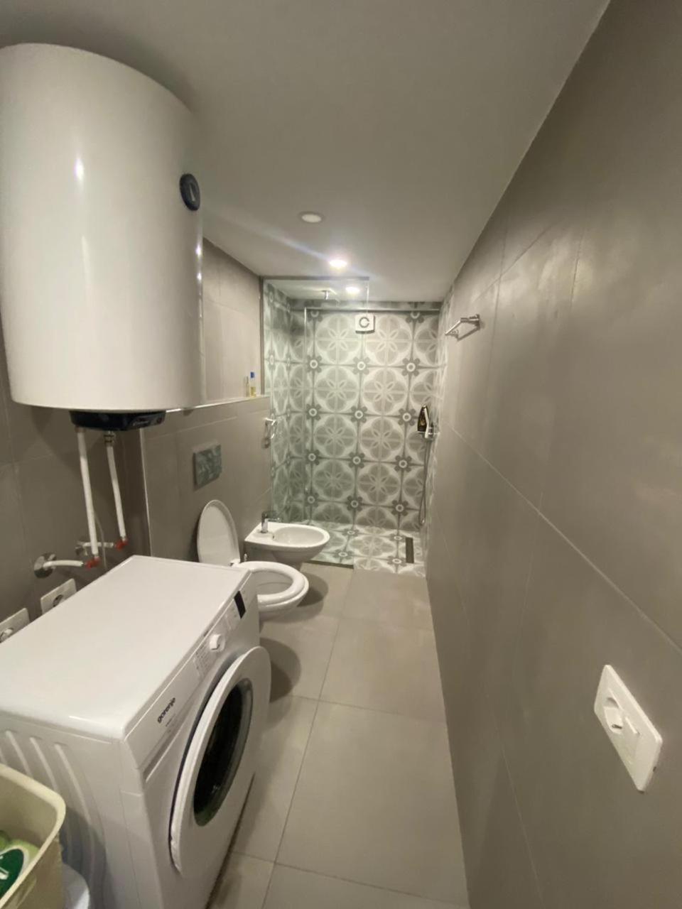 Apartament Me Qera Dublex Lungomare Vlorë Екстериор снимка